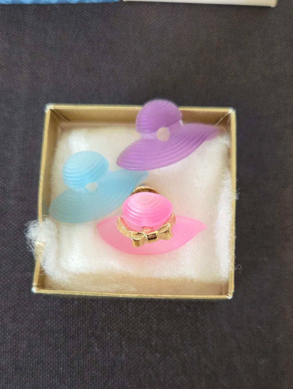 Avon 80s Fashion Jewelry Garden Party Hat Pin